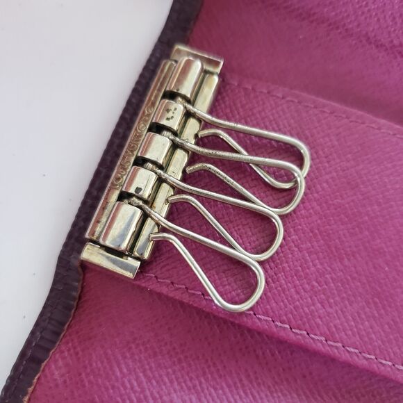Authentic Louis Vuitton Epi Multicles 4 Key Hooks Case Solid Purple Small 2009 - Picture 6 of 12